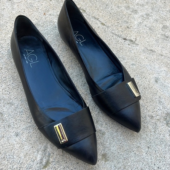 Agl Shoes - AGL Women's Black Leather Pointy Toe Flats with Silver Detail Size 42 / 12